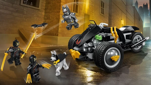 DC Super Heroes 76110 Бэтмен: Нападение Когтей