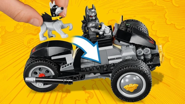 DC Super Heroes 76110 Бэтмен: Нападение Когтей