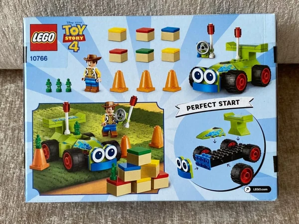 Toy Story 10766 Вуди на автомобиле