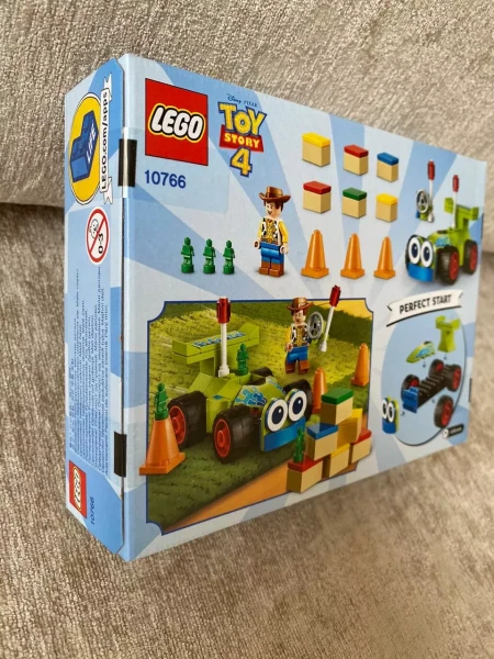 Toy Story 10766 Вуди на автомобиле
