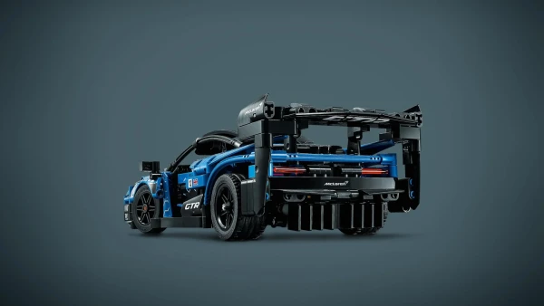 Technic 42123 McLaren Senna GTR