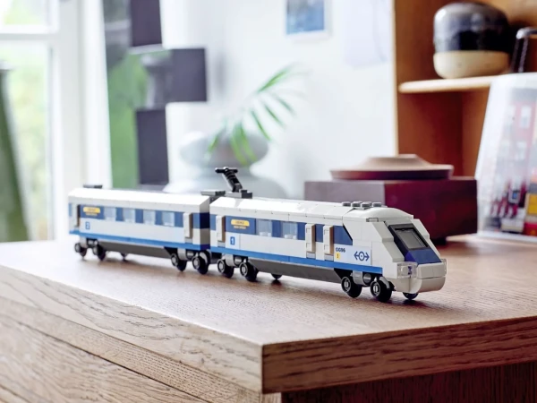Creator 40518 Скоростной поезд