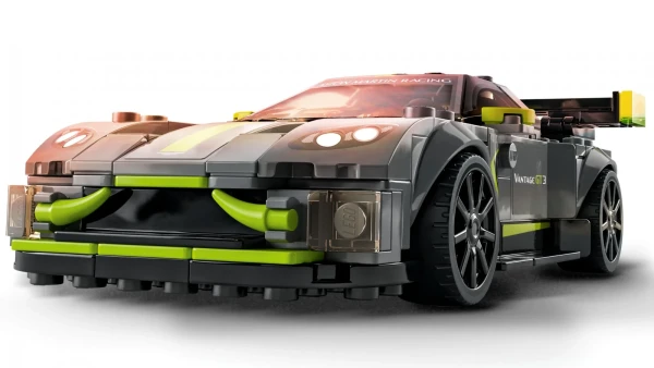 Speed Champions 76910 Aston Martin Valkyrie AMR Pro и Aston Martin Vantage GT3