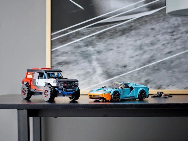 Speed Champions 76905 Ford GT Heritage Edition and Bronco R