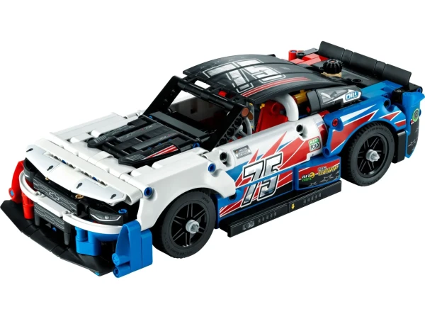 Technic 42153 Шевроле Камаро ZL1 нового поколения NASCAR