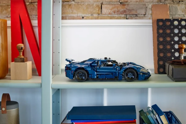 Technic 42154 Ford GT 2022