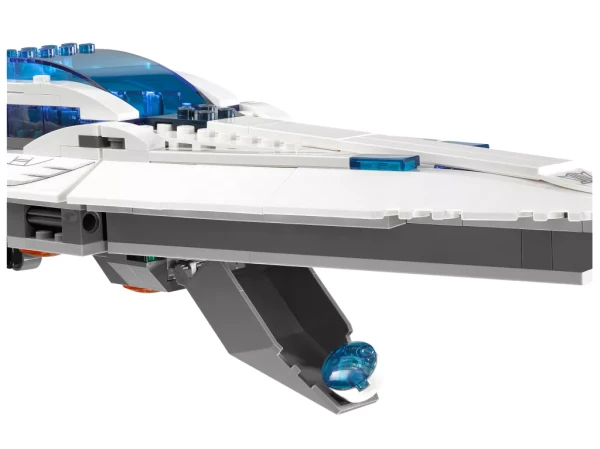 DC Super Heroes 76028 Вторжение Дарксайда