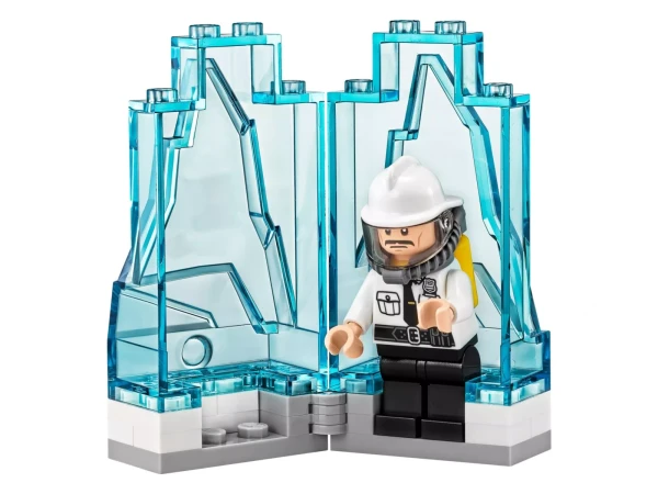 The LEGO Batman Movie 70901 Набор LEGO 70901 «Ледяная атака Мистера Фриза»