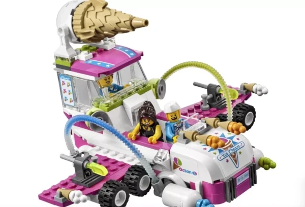 The LEGO Movie 70804 Набор The LEGO Movie 70804 «Машина с мороженым»