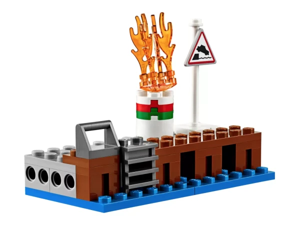 City 60213 Набор LEGO City 60213 «Пожар в порту»