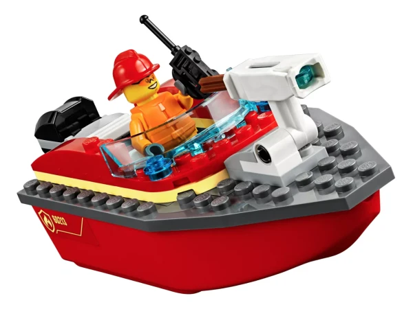 City 60213 Набор LEGO City 60213 «Пожар в порту»
