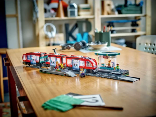 City 60423 Набор LEGO 60423 «Трамвай и станция в центре города»