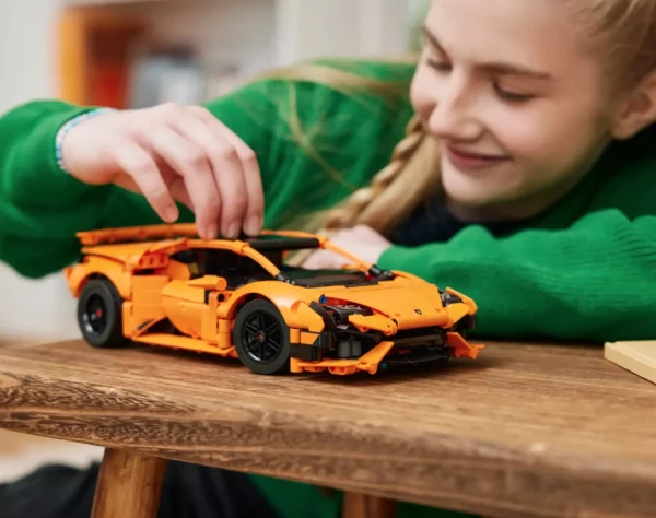 Technic 42196 LEGO 42196 "Lamborghini Huracán Tecnica Orange"