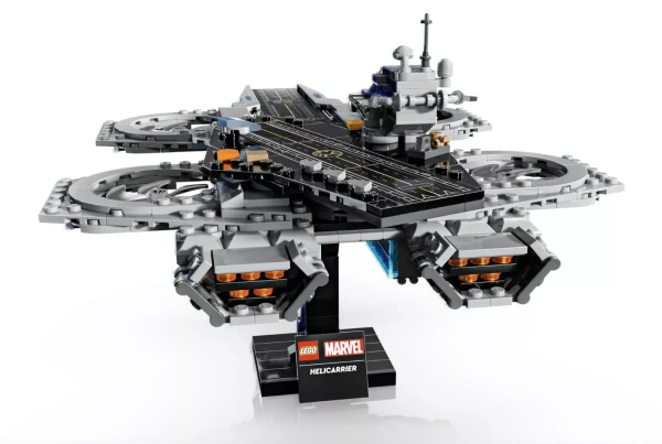 Marvel Super Heroes 76295 Геликарриер Мстителей