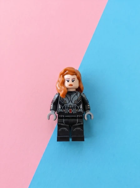 Magazine Gifts 242109 Black Widow