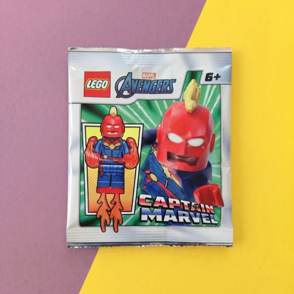 Magazine Gifts 242003 Captain Marvel