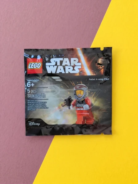 Magazine Gifts 5004408 Набор LEGO 5004408 «Пилот истребителя A-wing повстанцев»