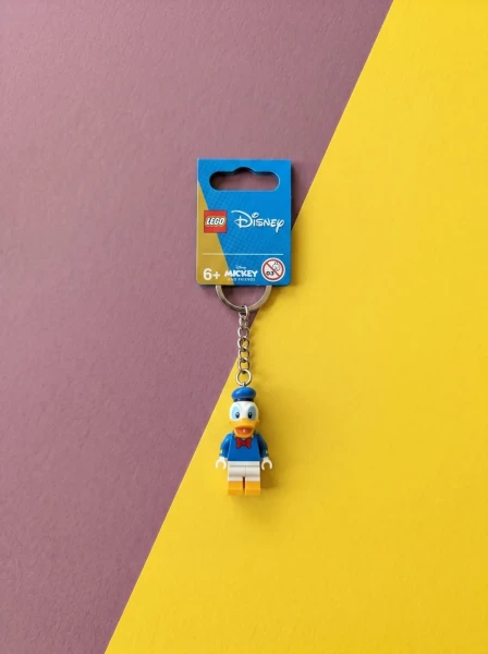 Брелки LEGO 854111 Брелок LEGO 854111 «Дональд Дак»