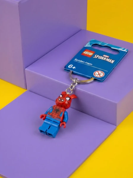 Брелки LEGO 854077 Брелок LEGO 854077 «Паук-свинья»