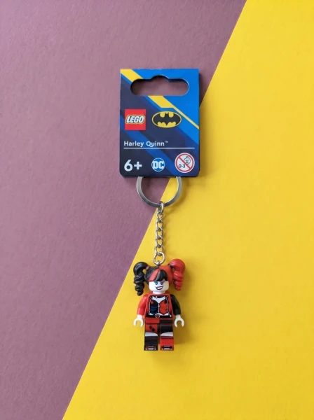 Брелки LEGO 854238 Брелок LEGO 854238 «Харли Квинн»