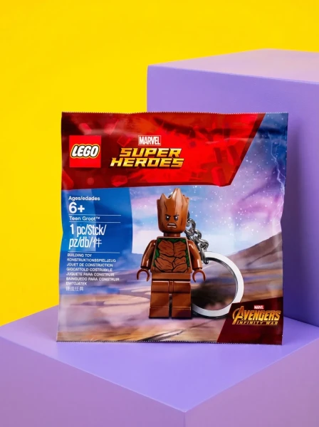 Брелки LEGO 5005244 Брелок LEGO 5005244 «Подросток Грут»