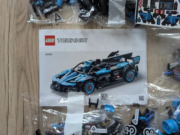 УЦЕНКА 42162987 НАБОР БЕЗ КОРОБКИ «LEGO 42162 Bugatti Bolide Agile Blue»