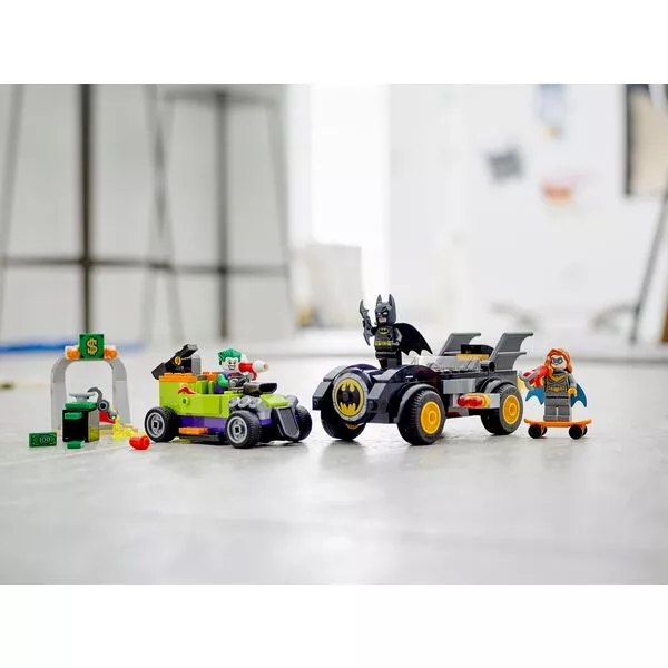 Batman 76180 Бэтмен против Джокера: погоня на Бэтмобиле (Фото 5)