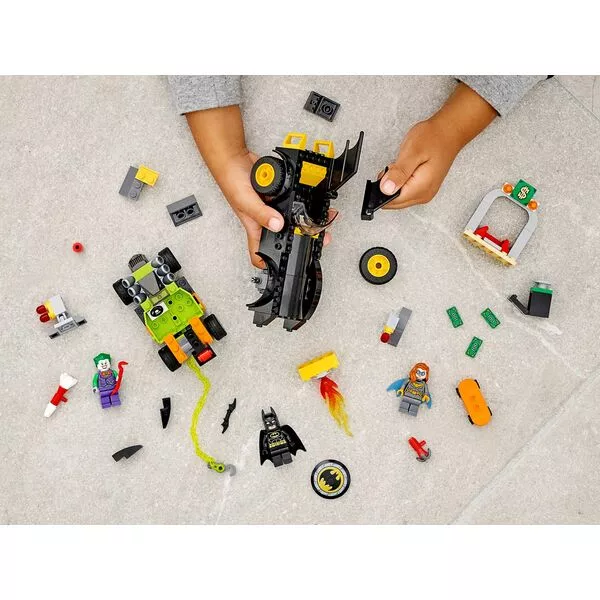 Batman 76180 Бэтмен против Джокера: погоня на Бэтмобиле (Фото 4)