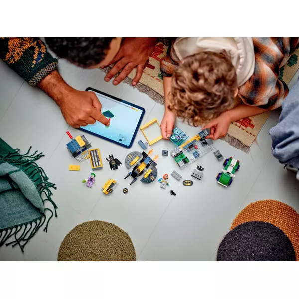 Batman 76272 Набор LEGO Batman 76272 «Бэтпещера» (Фото 10)