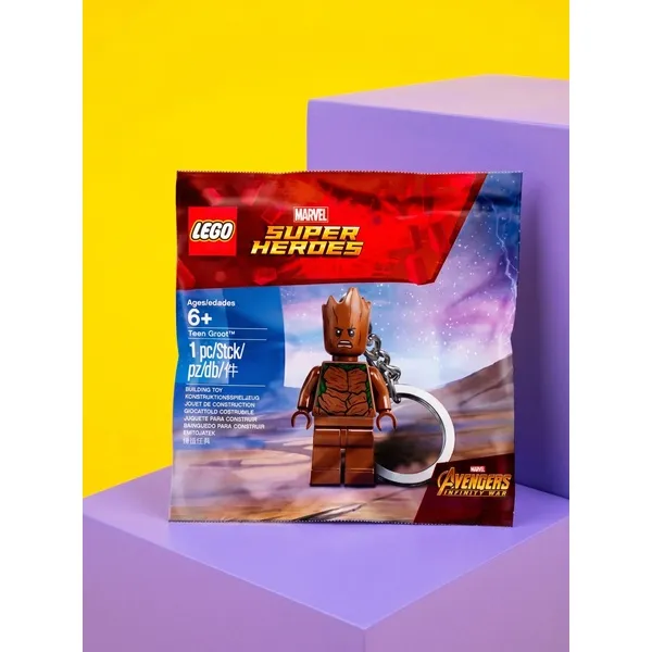 Брелки LEGO 5005244 Брелок LEGO 5005244 «Подросток Грут» (Фото 1)