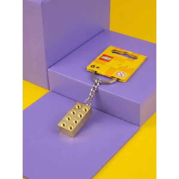 Брелки LEGO 850808 Брелок LEGO 850808 «Золотой 2x4 Stud» (Фото 2)