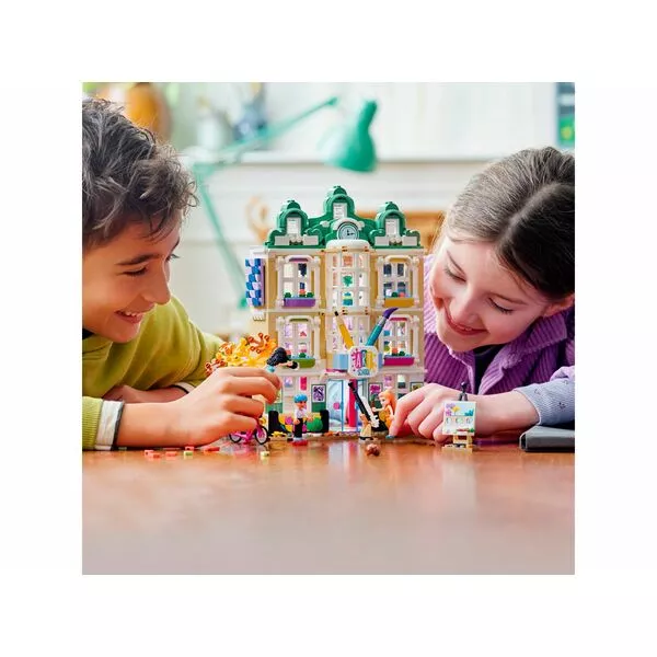 Friends 41711 Художественная школа Эммы (Фото 18)