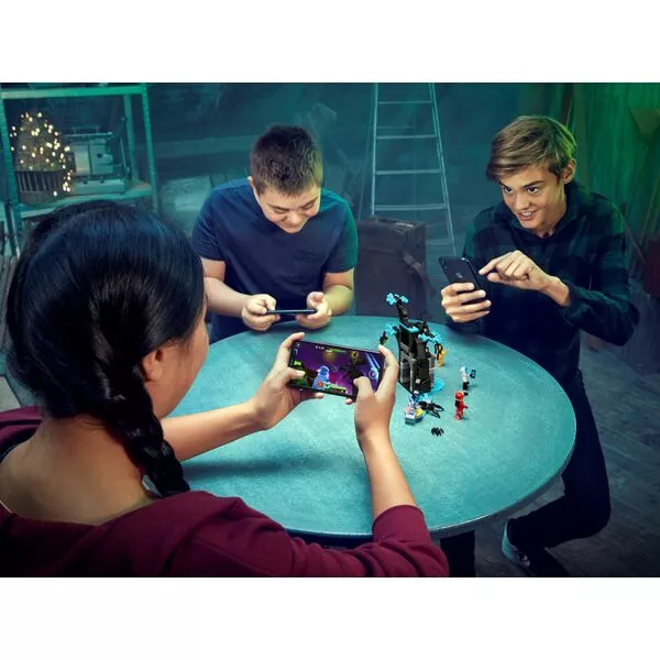 Hidden Side 70427 Добро пожаловать в Hidden Side (Фото 4)