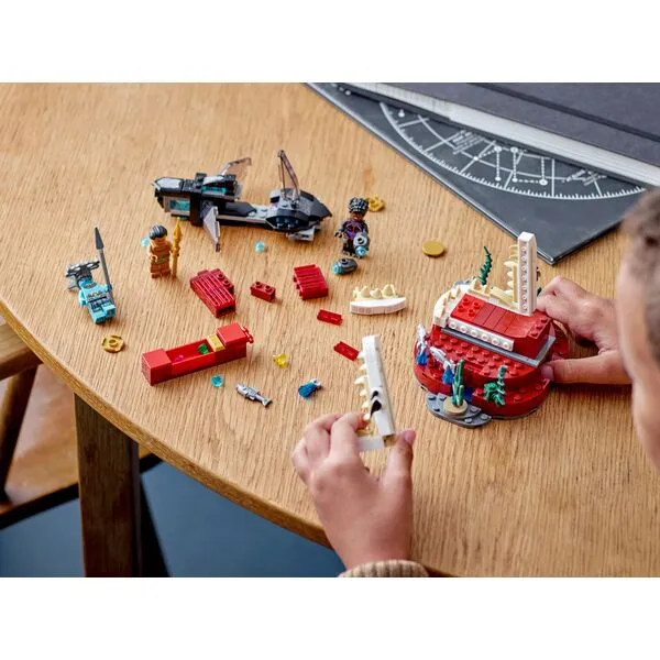 Marvel Super Heroes 76213 Тронный зал короля Нэмора (Фото 5)