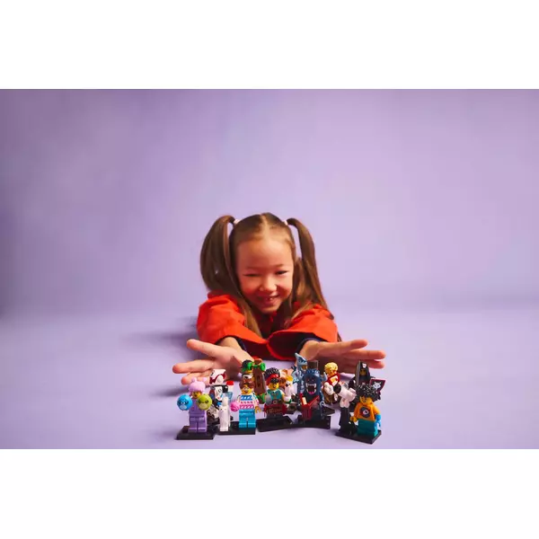 Minifigures 71048-1 Девочка в костюме хомяка (Фото 6)