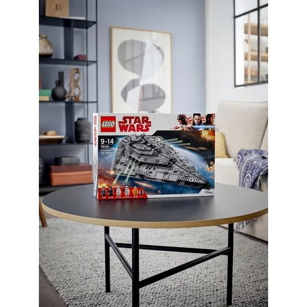 Star Wars 75190 Звёздный разрушитель Первого Ордена (Фото 2)