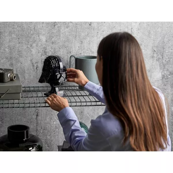 Star Wars 75304 LEGO Star Wars 75304 «Шлем Дарта Вейдера» (Фото 11)