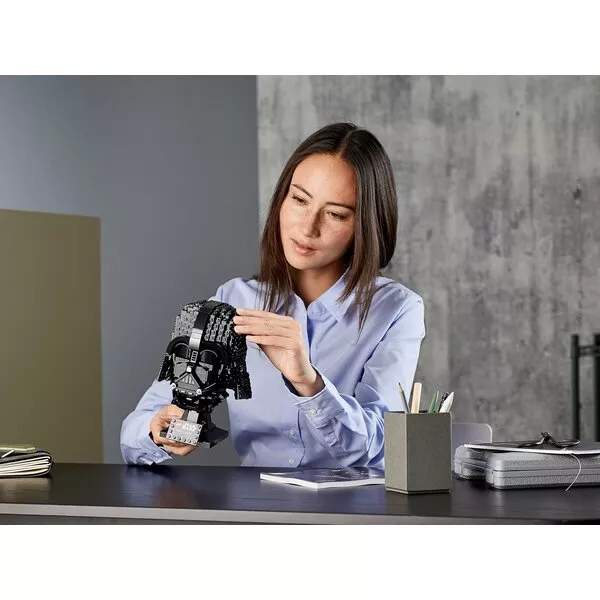 Star Wars 75304 LEGO Star Wars 75304 «Шлем Дарта Вейдера» (Фото 20)