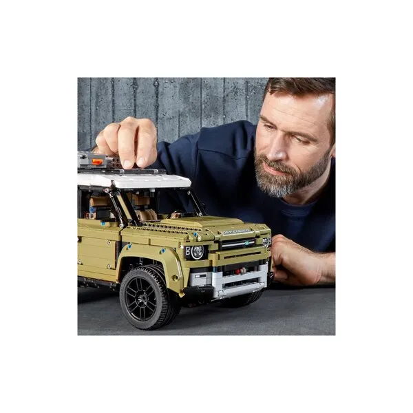 Technic 42110 Land Rover Defender (Фото 5)