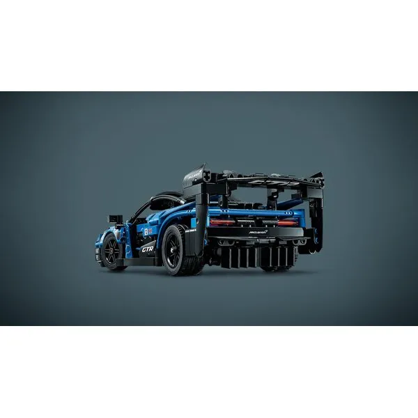 Technic 42123 McLaren Senna GTR (Фото 8)