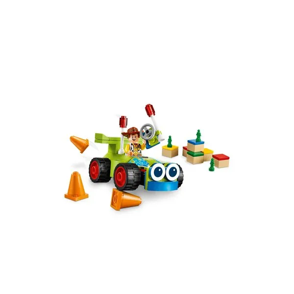 Toy Story 10766 Вуди на автомобиле (Фото 4)